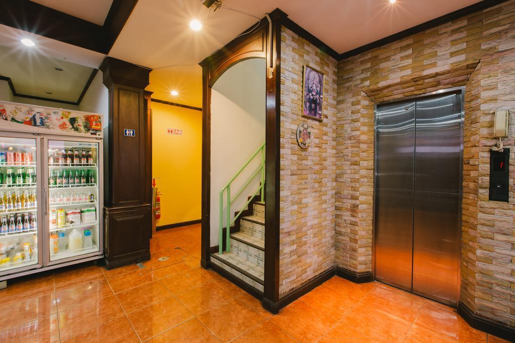 Hotel Magnific Patong Exteriér fotografie